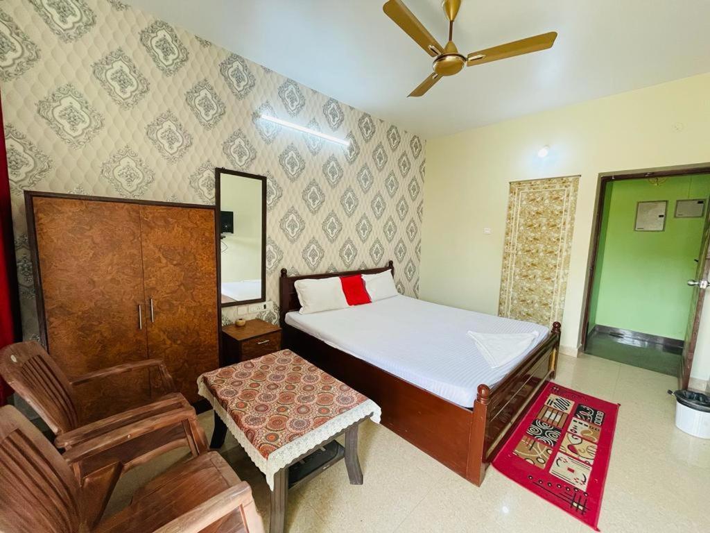 Hotel Lovely Star Inn ! Puri Exterior foto